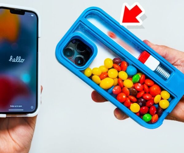Esta funda para iPhone 13 agrega lo que siempre le faltaba al teléfono: un lanzador de dulces