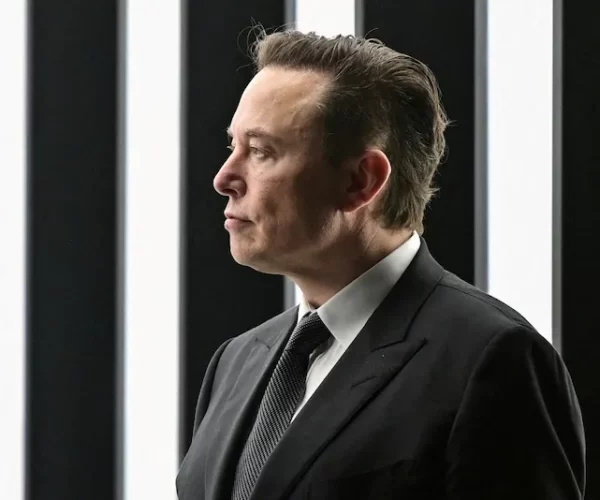 El cocreador de Dogecoin llama a Elon Musk un ‘estafador’ que no puede ejecutar el código básico, el CEO de Tesla responde de inmediato